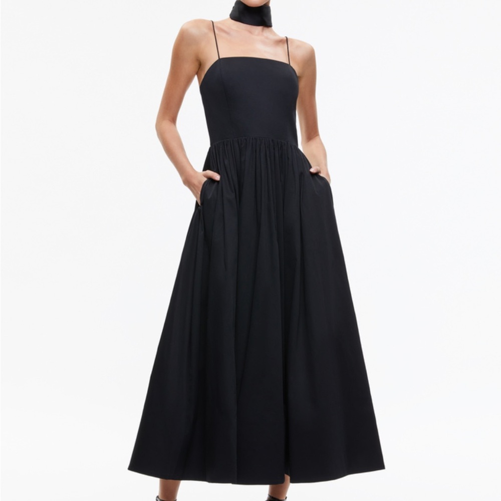 Alice + Olivia Elegant Black Midi Dress